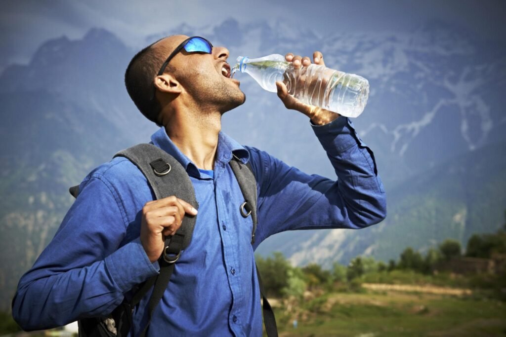 thirsty tourist drink a water