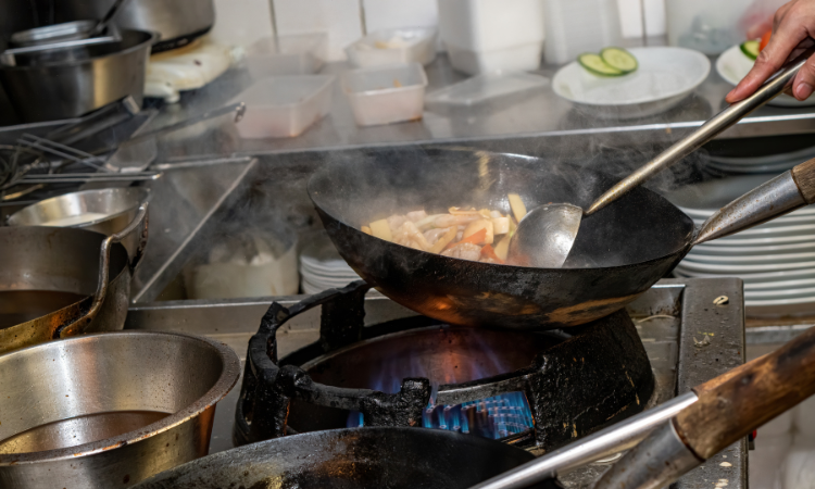 Street Food vs Restaurants