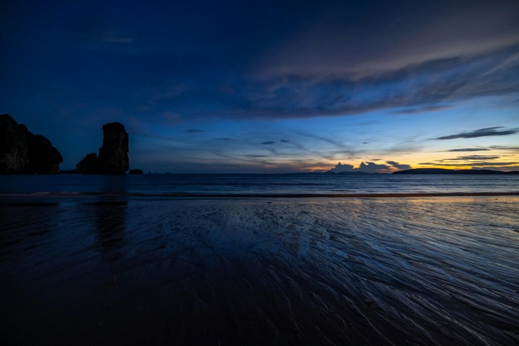 Phuket vs Krabi Weather & Best Time to Visit​