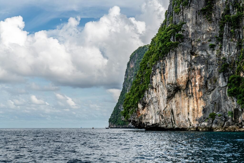Phuket vs Krabi