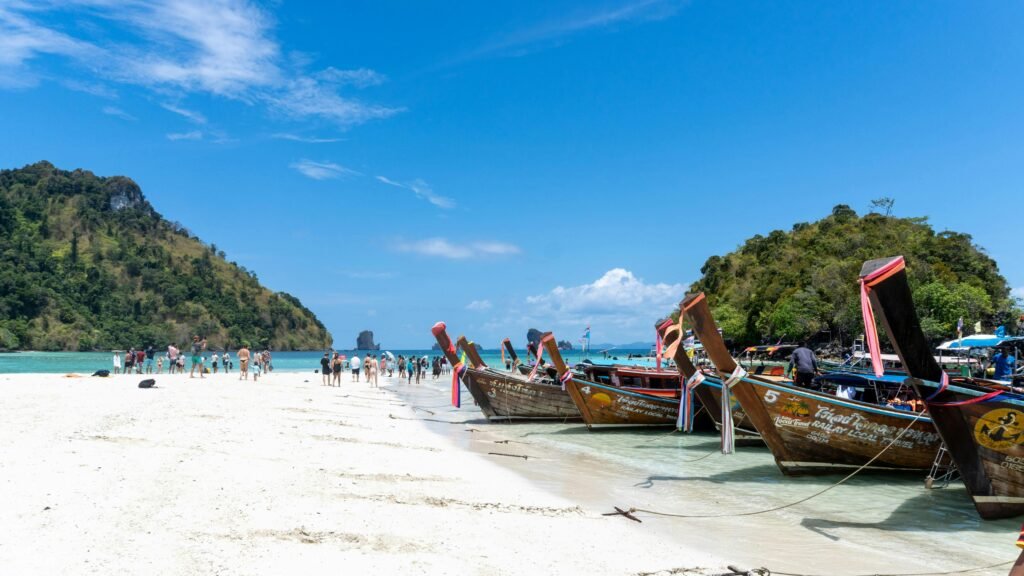 Phuket vs Krabi Beaches​