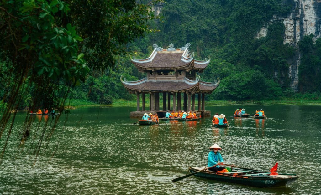 Suggested Vietnam Itineraries​