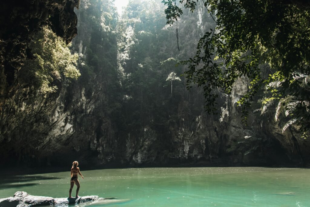 Pros & Cons of Solo Travel in Thailand​