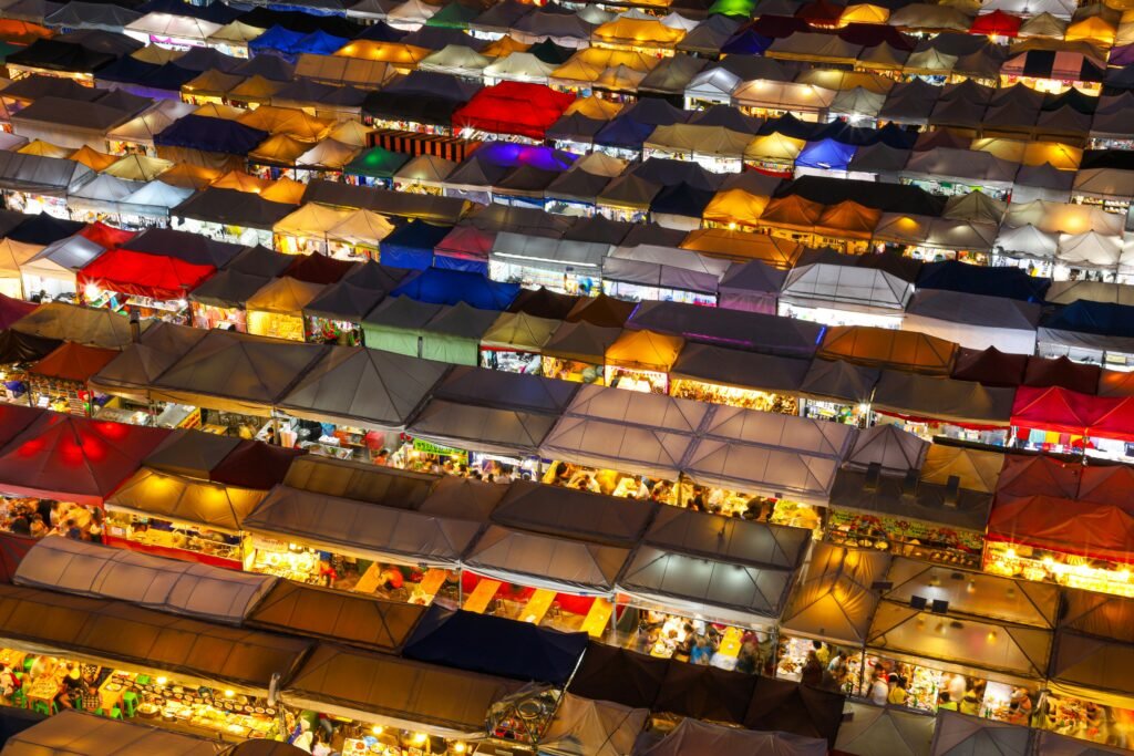 thepprasit night market​