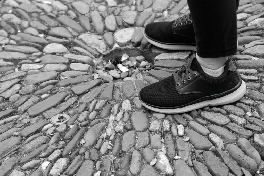 Walking Shoes​
