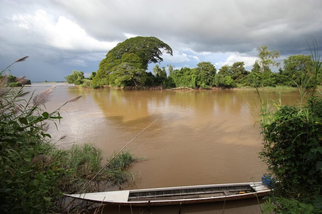 boat, water, don det, laos, si phan don, 4000 islands, asia, mekong, tree, dondet, sky, fresh, heavy, landscape, thai, green, view, climate, nature, cloud, hot, wind, rain, thailand