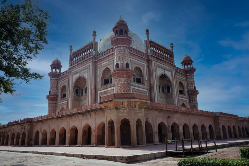Explore the iconic Safdarjung Tomb showcasing Mughal architecture in New Delhi, India.